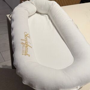 Sleepyhead deluxe+ dock a tote white